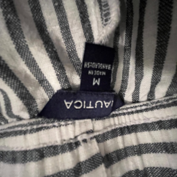 Linen NAUTICA shorts - Picture 2 of 5